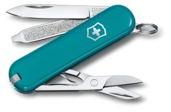 Нож перочинный Victorinox Classic SD Mountain Lake (0.6223.23G) 58мм 7функц. подар.коробка - фото 2