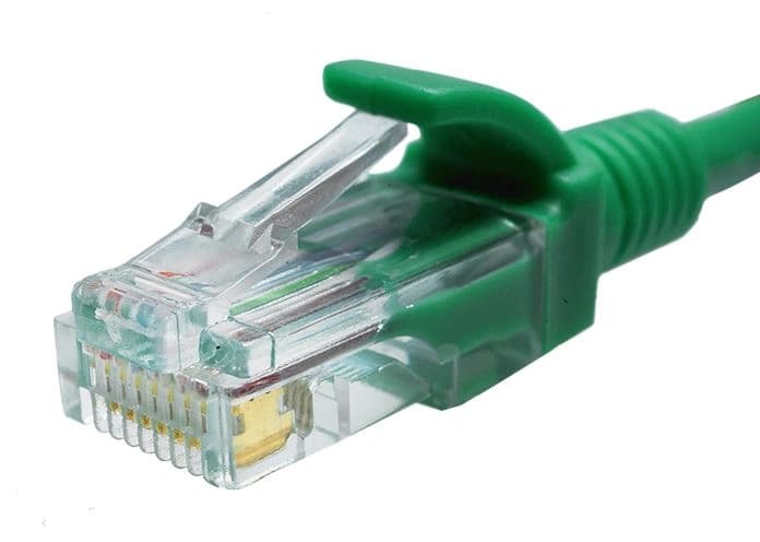 Патч-корд Suprlan 10-0156 UTP RJ-45 вил.-вилка RJ-45 кат.5E 0.5м зеленый LSZH 26AWG - фото 1